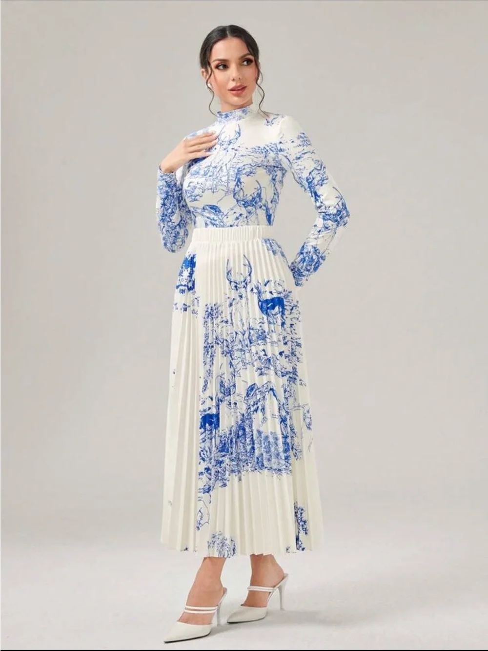 Blue & White Deer Printed Pleated Skirt and Long Sleeve Top Set - XL